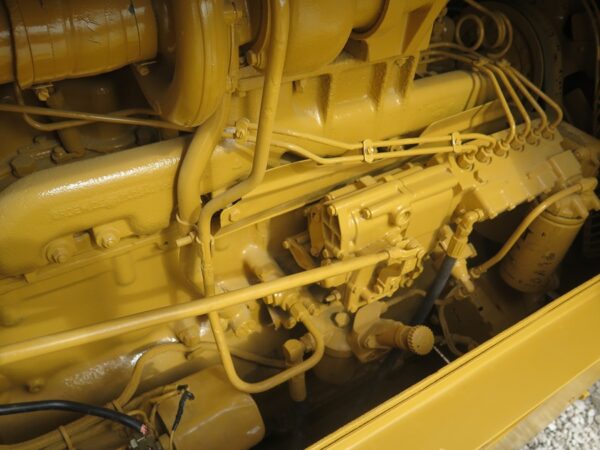 Trator de esteiras Caterpillar D6D