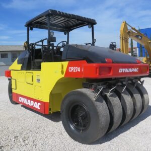 Rolo compactador Dynapac CP274