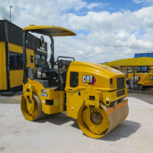 Rolo Compactador Caterpillar CB34B