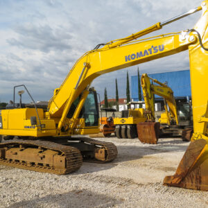 escavadeira komatsu pc200 2014